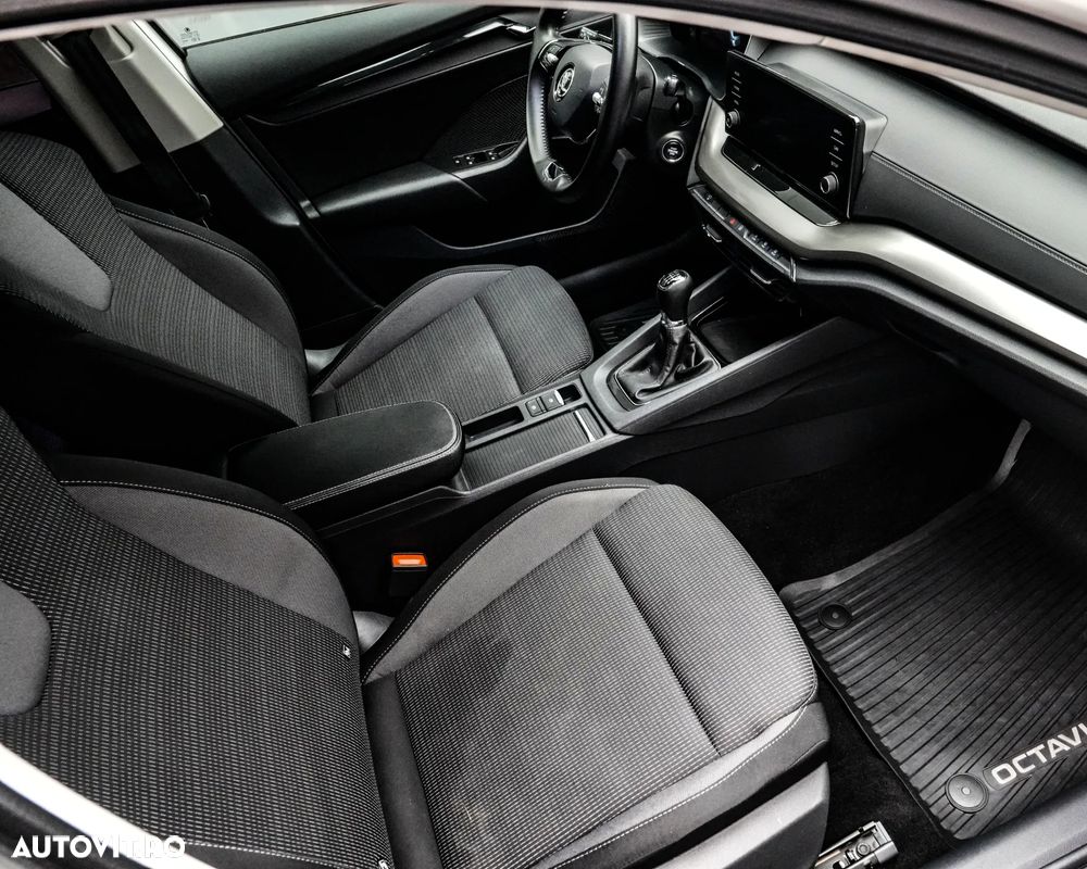 Skoda Octavia 2.0 TDI Style - 12
