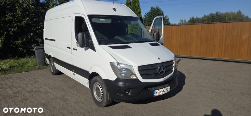 Mercedes-Benz Sprinter - 1