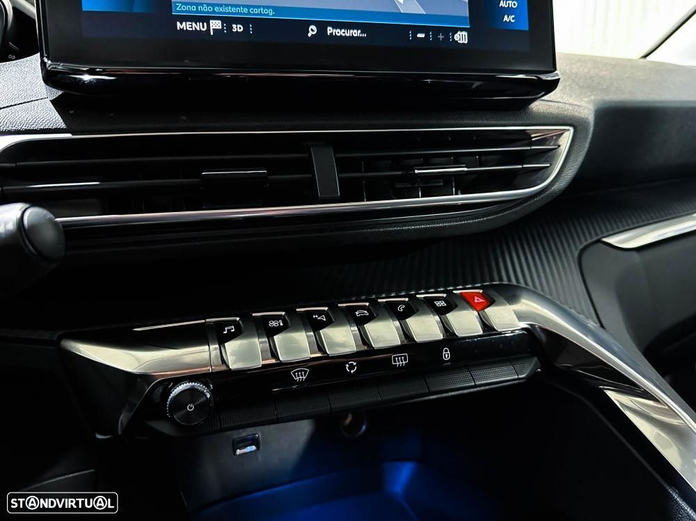 Peugeot 5008 1.5 BlueHDi Allure Pack EAT8 - 31