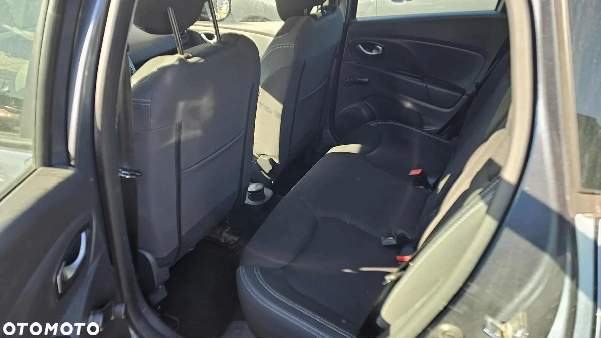 Renault Clio 1.2 TCe Alize EDC - 12