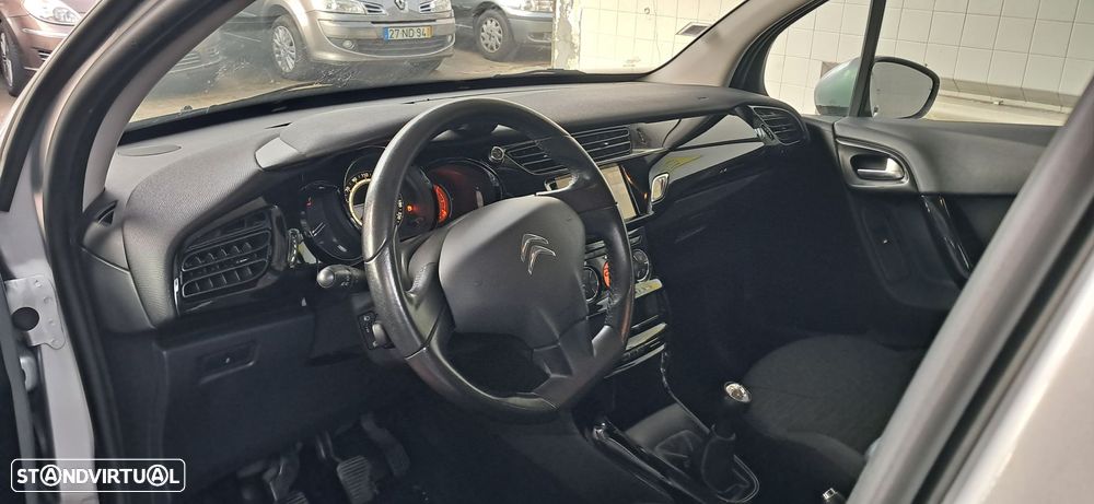 Citroën C3 1.2 PureTech Collection - 5