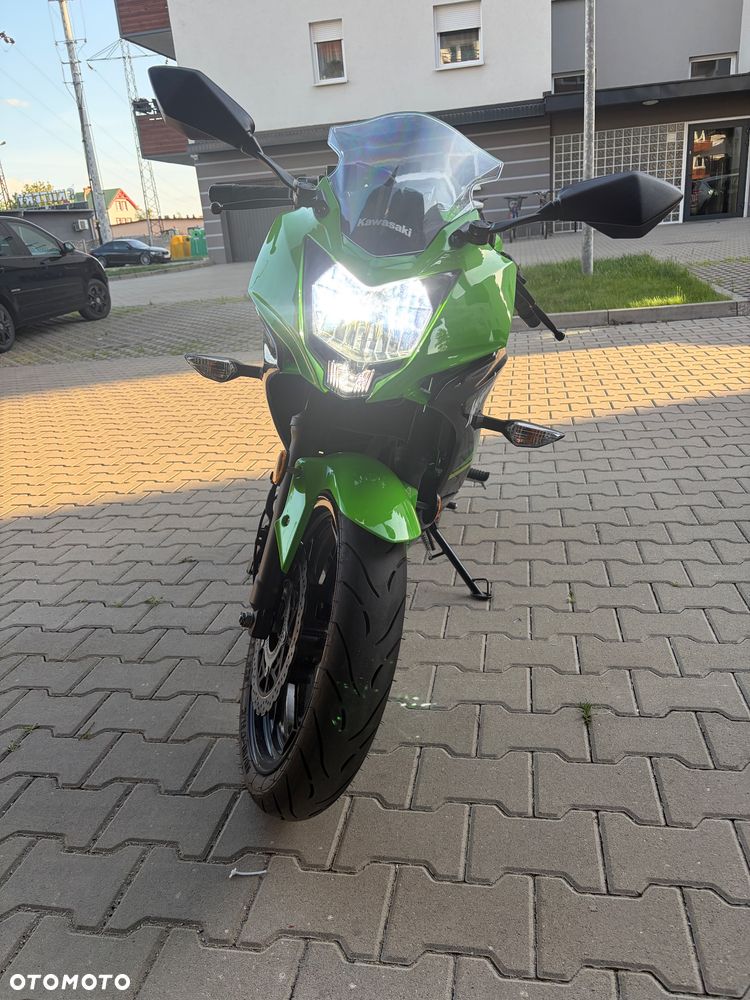 Kawasaki Ninja - 7