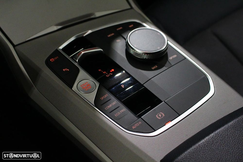 BMW 318 d Auto - 35