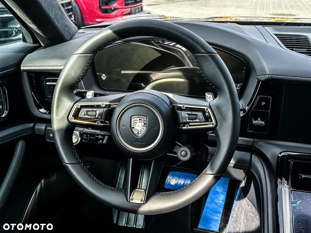 Porsche Panamera Turbo E-Hybrid PHEV - 13