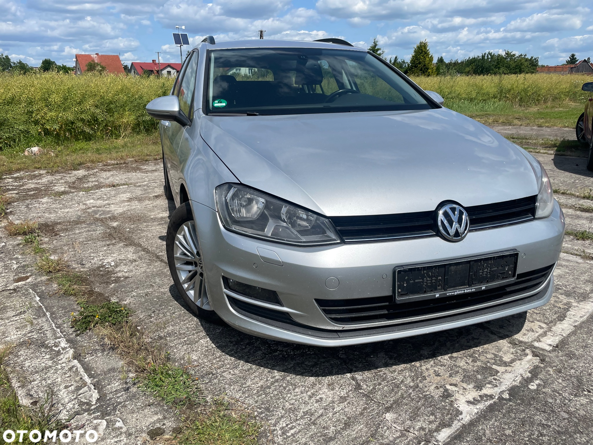 Volkswagen Golf - 2