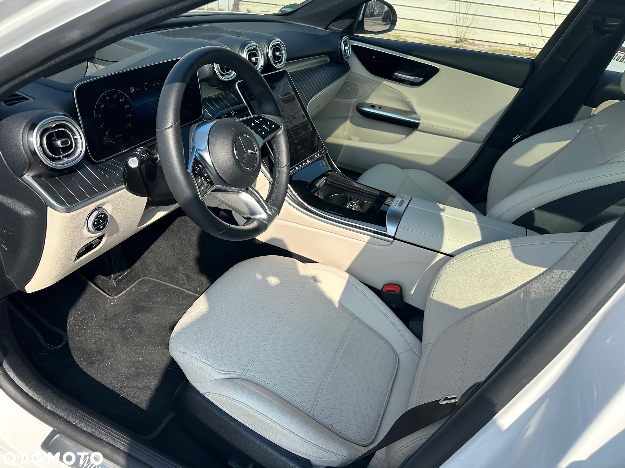 Mercedes-Benz Klasa C 200 4Matic T 9G-TRONIC Avantgarde - 5