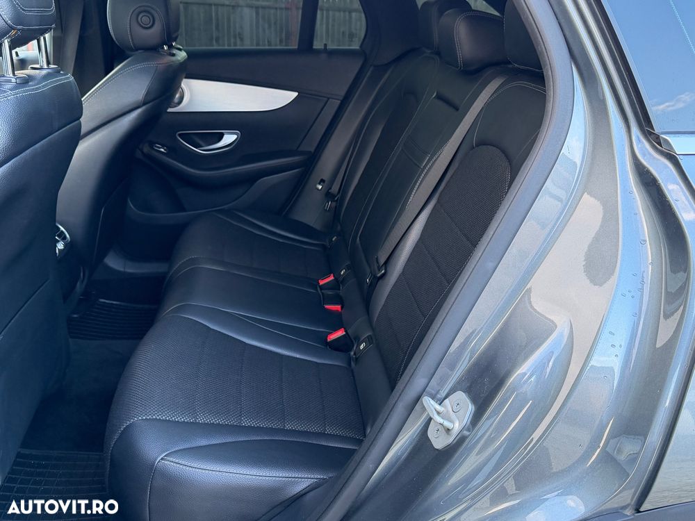 Mercedes-Benz GLC 220 d 4MATIC 9G-TRONIC - 17