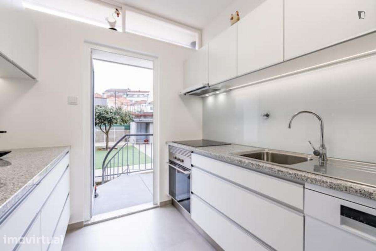 Casa com 4 quartos - localizado em Cedofeita Porto - Grande imagem: 5/44
