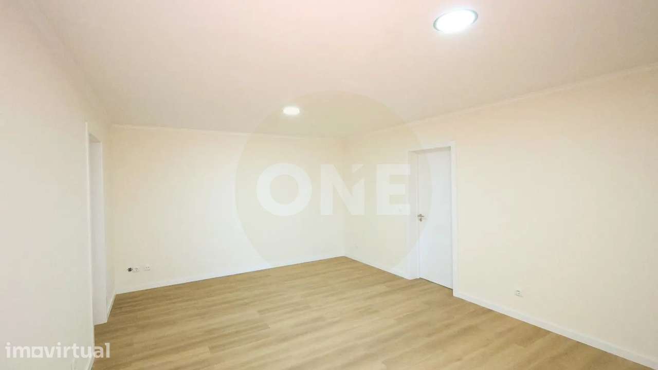 Andar de Moradia T2 Remodelado - Grande imagem: 3/17