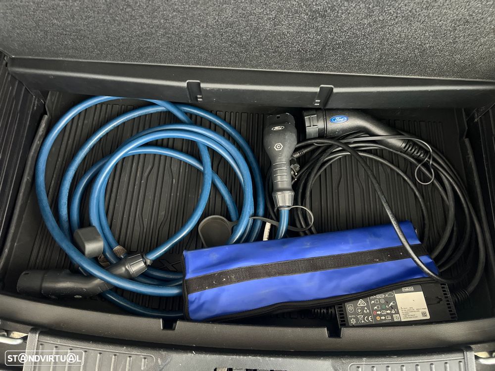 Ford Explorer 3.0 EcoBoost PHEV ST-Line - 23