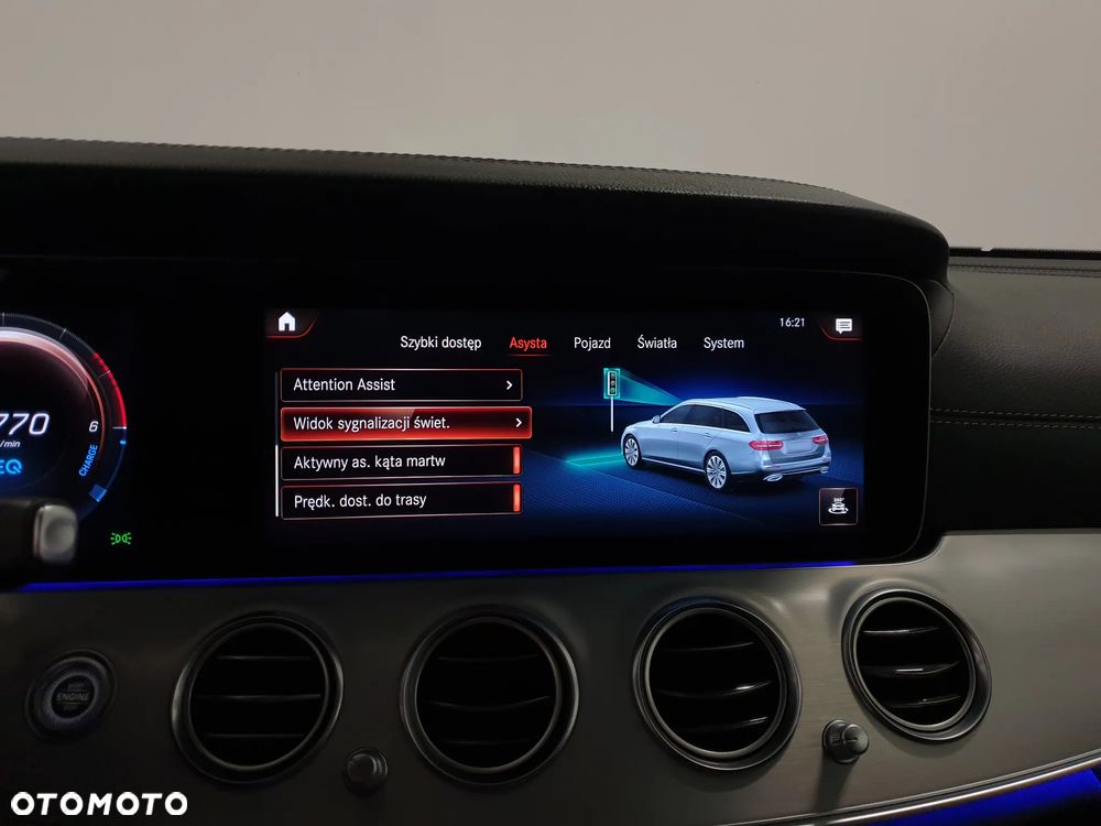 Mercedes-Benz Klasa E 300 de 4Matic 9G-TRONIC AMG Line - 24