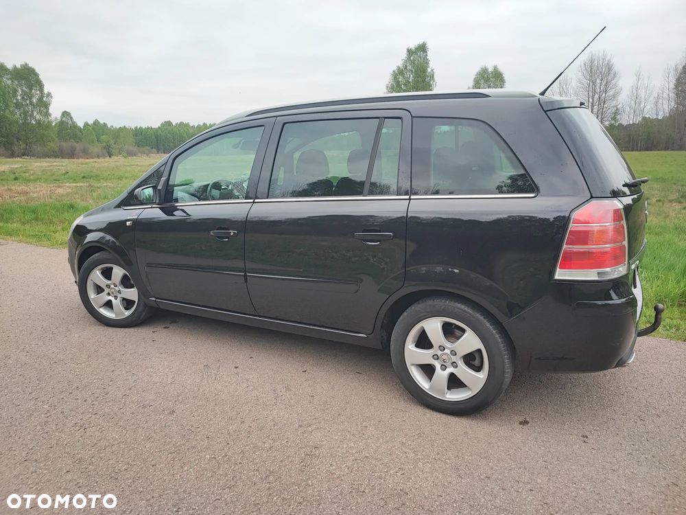 Opel Zafira 2.0 Turbo Sport - 4