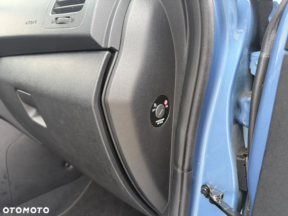 Hyundai ix20 1.4 blue Comfort - 22