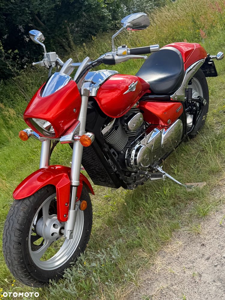 Suzuki Boulevard - 2
