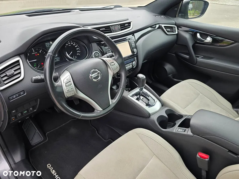 Nissan Qashqai 1.6 DCi Tekna Xtronic EU6 - 20