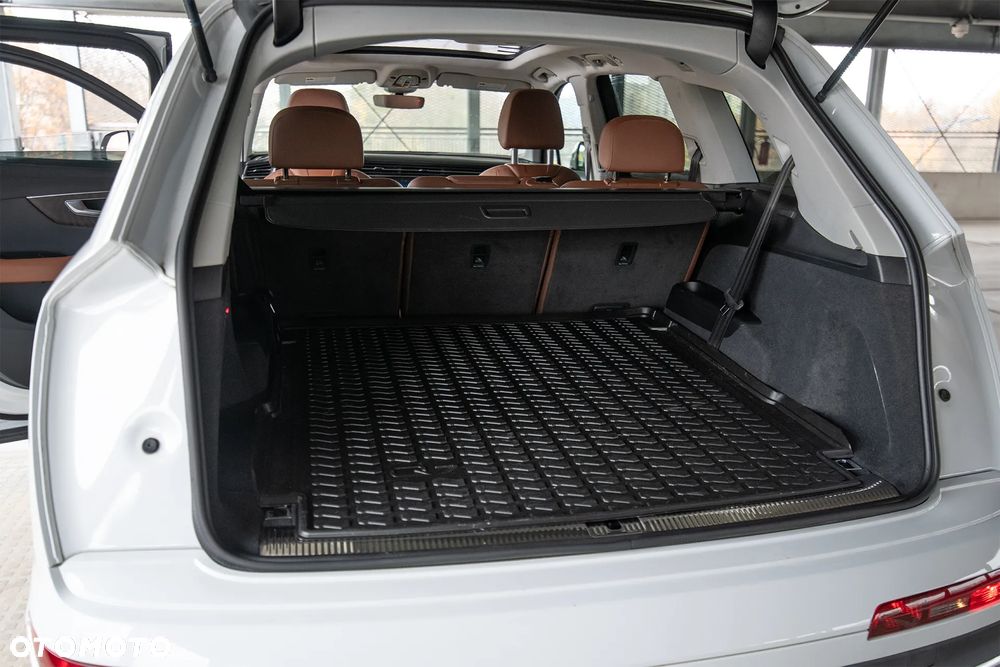 Audi Q7 - 18