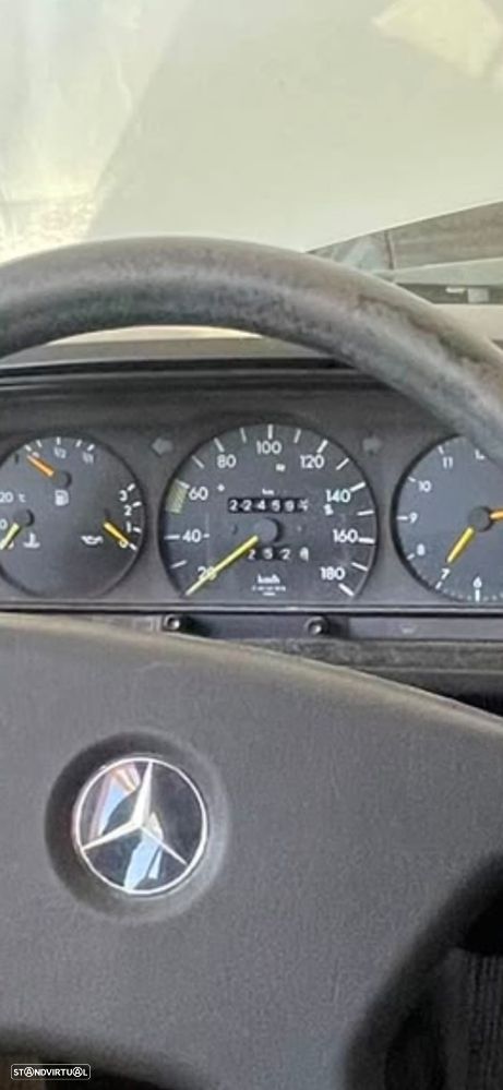 Mercedes-Benz A 190 - 21