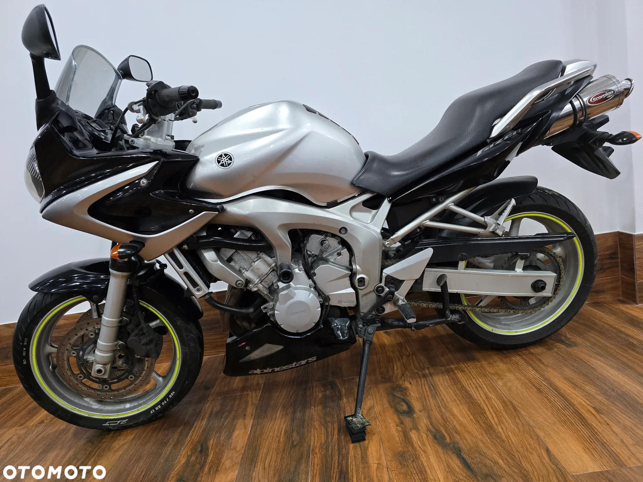 Yamaha FZ - 9