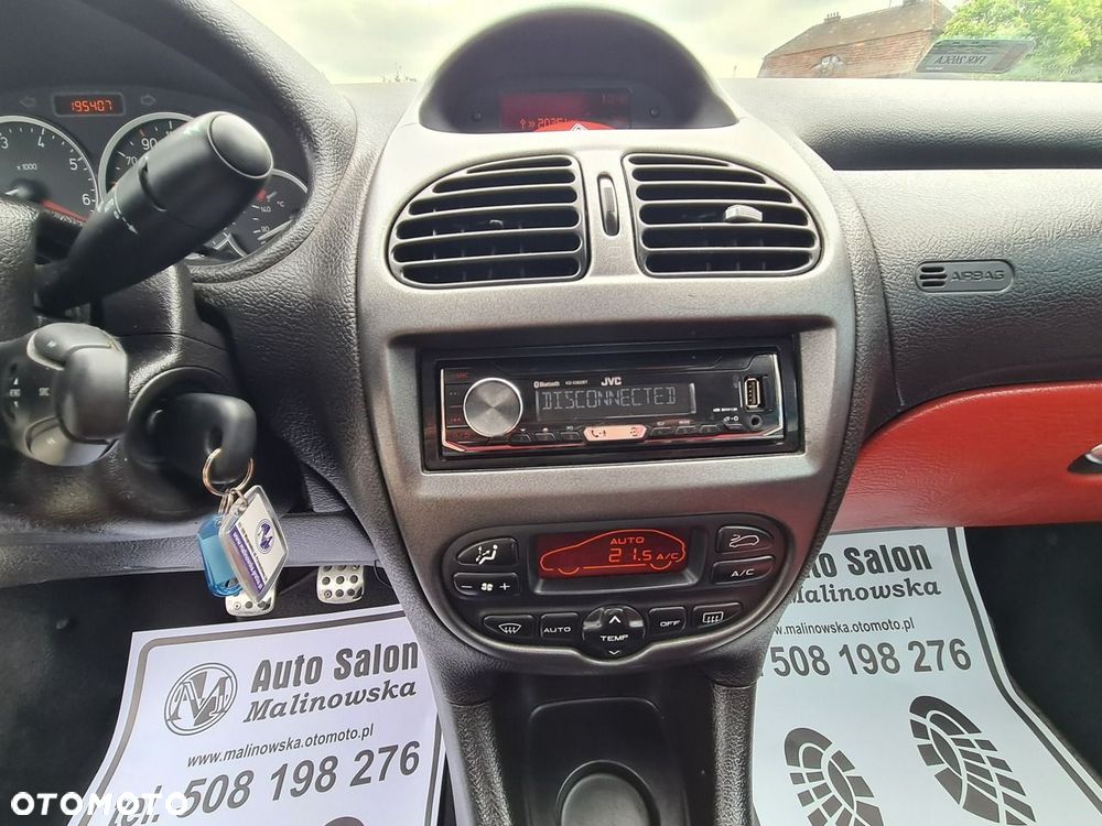 Peugeot 206 CC - 24
