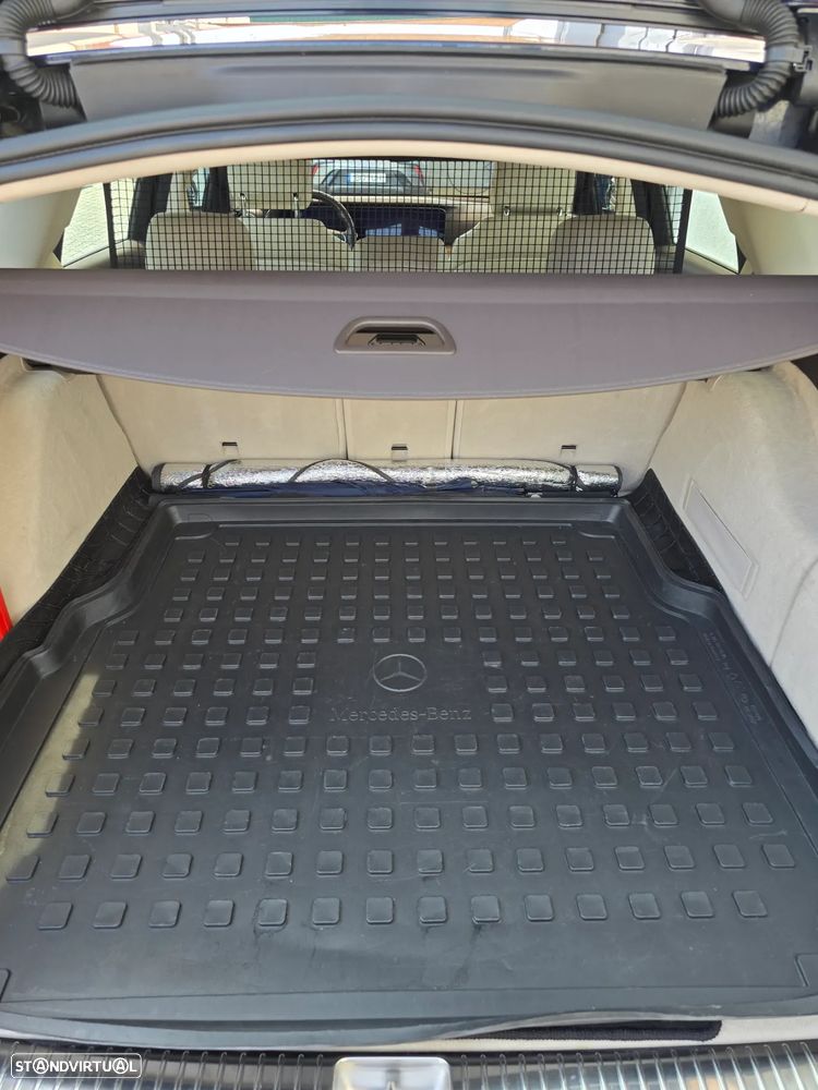 Mercedes-Benz E 220 d Avantgarde - 7