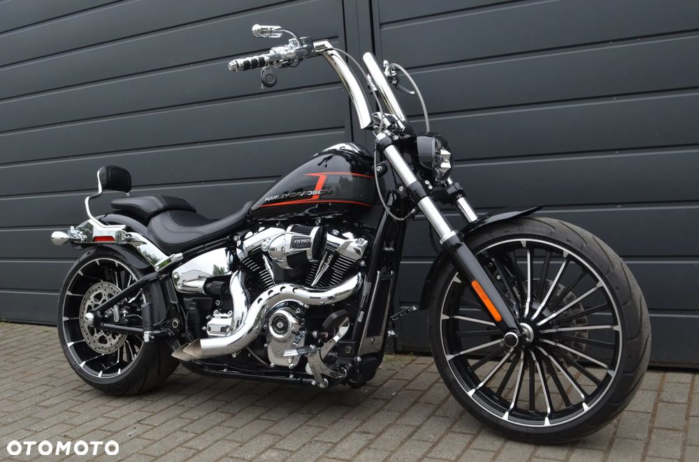 Harley-Davidson FXSB Breakout - 1