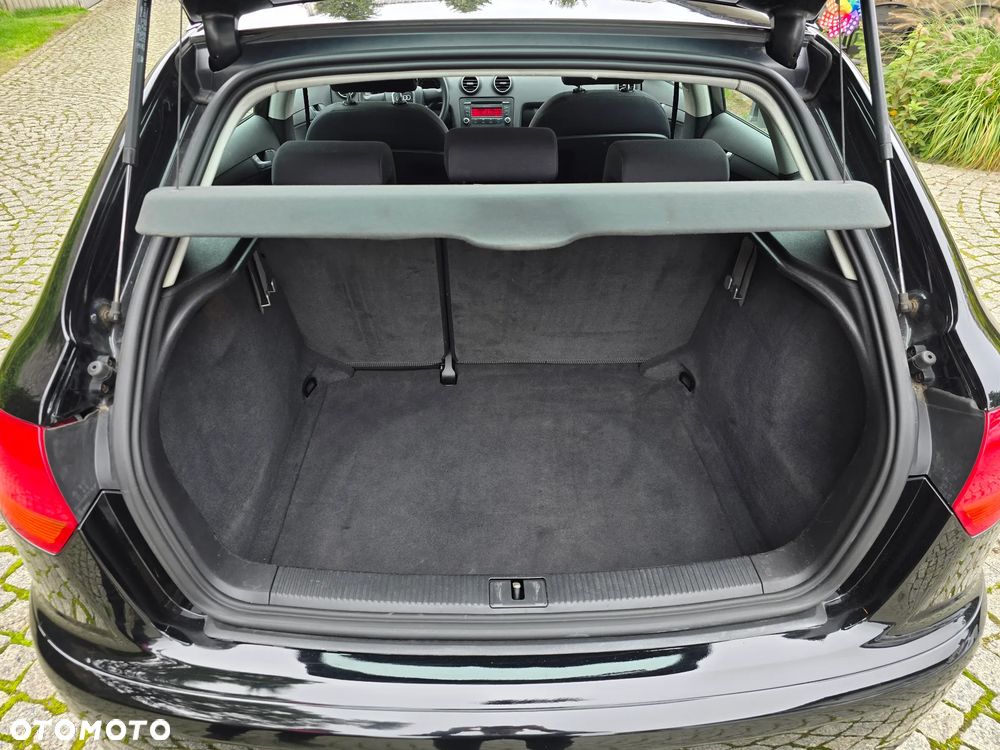 Audi A3 Sportback 1.6 Ambition - 22