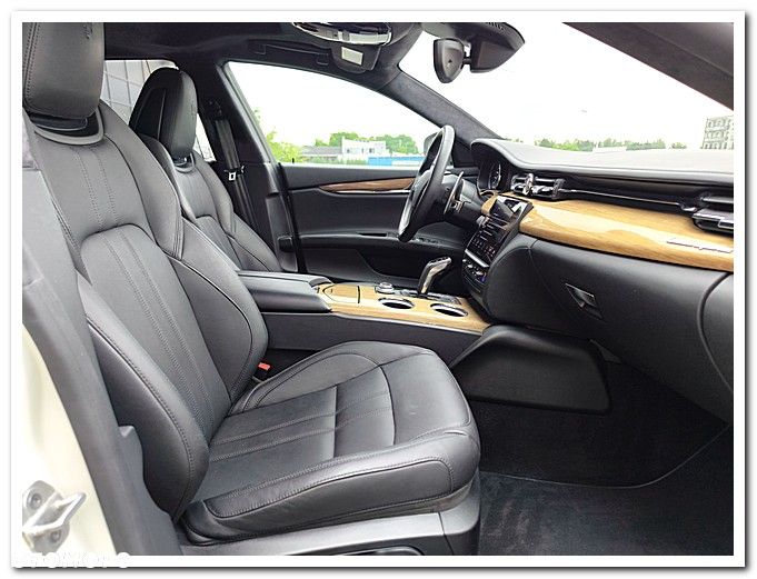 Maserati Quattroporte S - 34