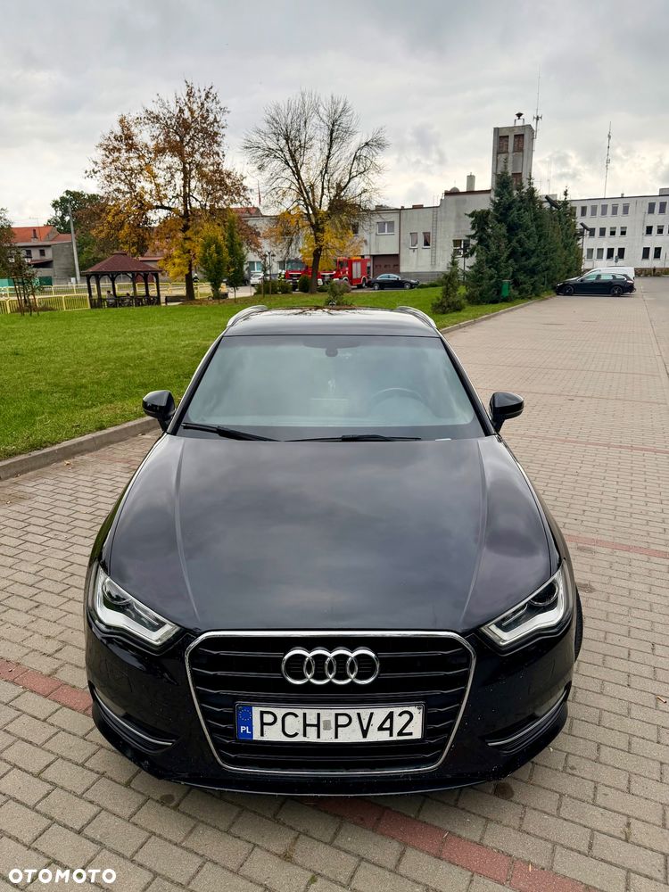 Audi A3 Sportback - 2