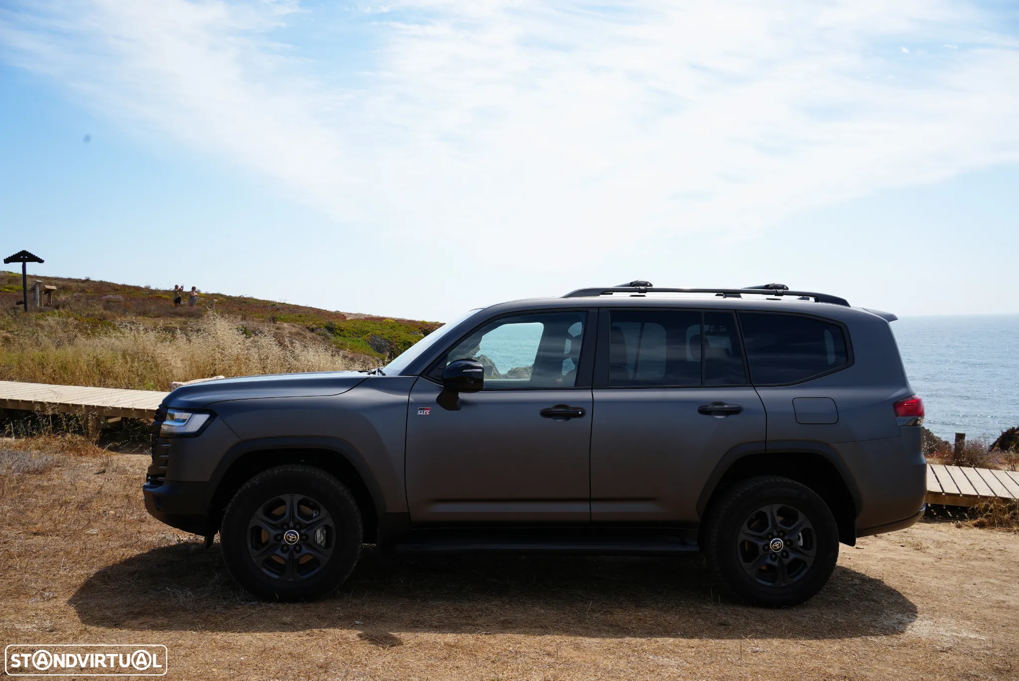 Toyota Land Cruiser - 11
