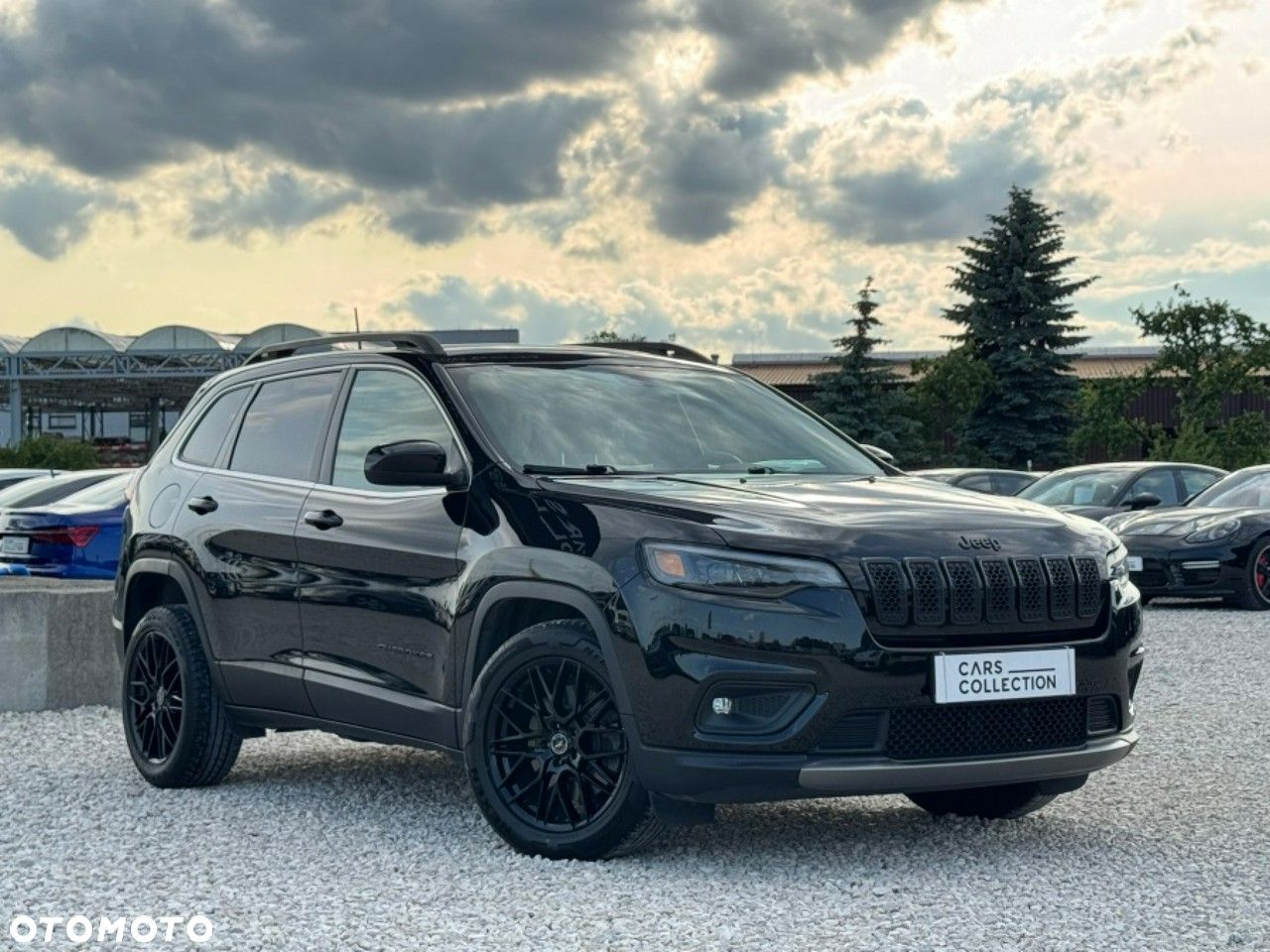 Jeep Cherokee - 1