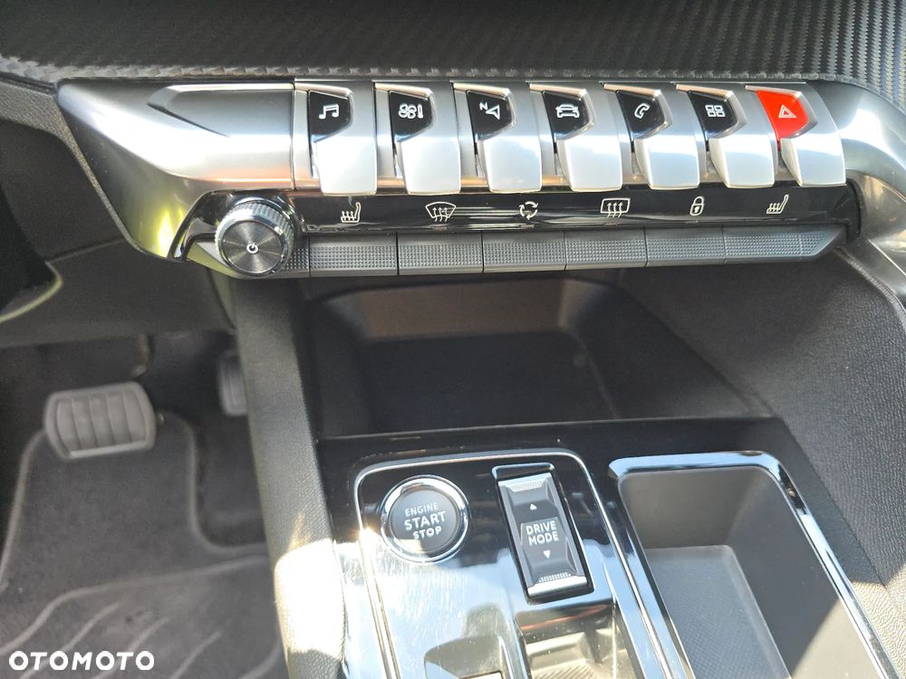 Peugeot 3008 BlueHDi 130 Stop & Start EAT8 Active - 26