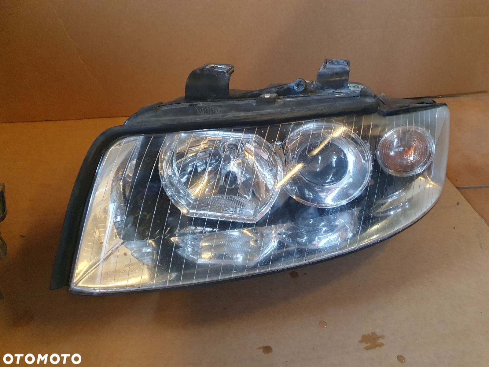 REFLEKTOR L/P AUDI A4 B6 EUROPA - 6