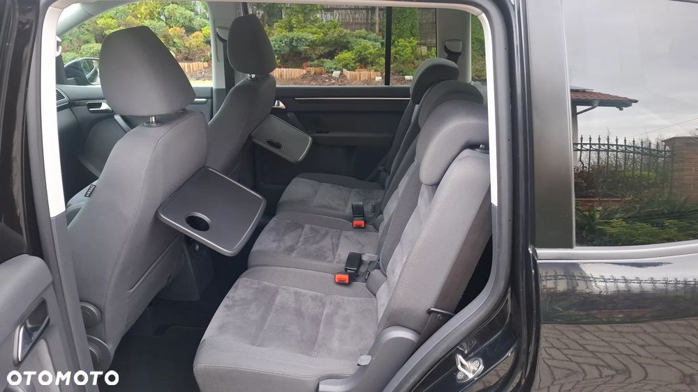 Volkswagen Touran 1.4 TSI DSG Highline - 8