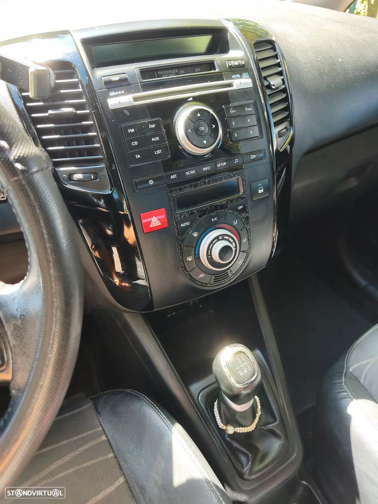 Kia Venga 1.4 CRDi TX ISG - 11