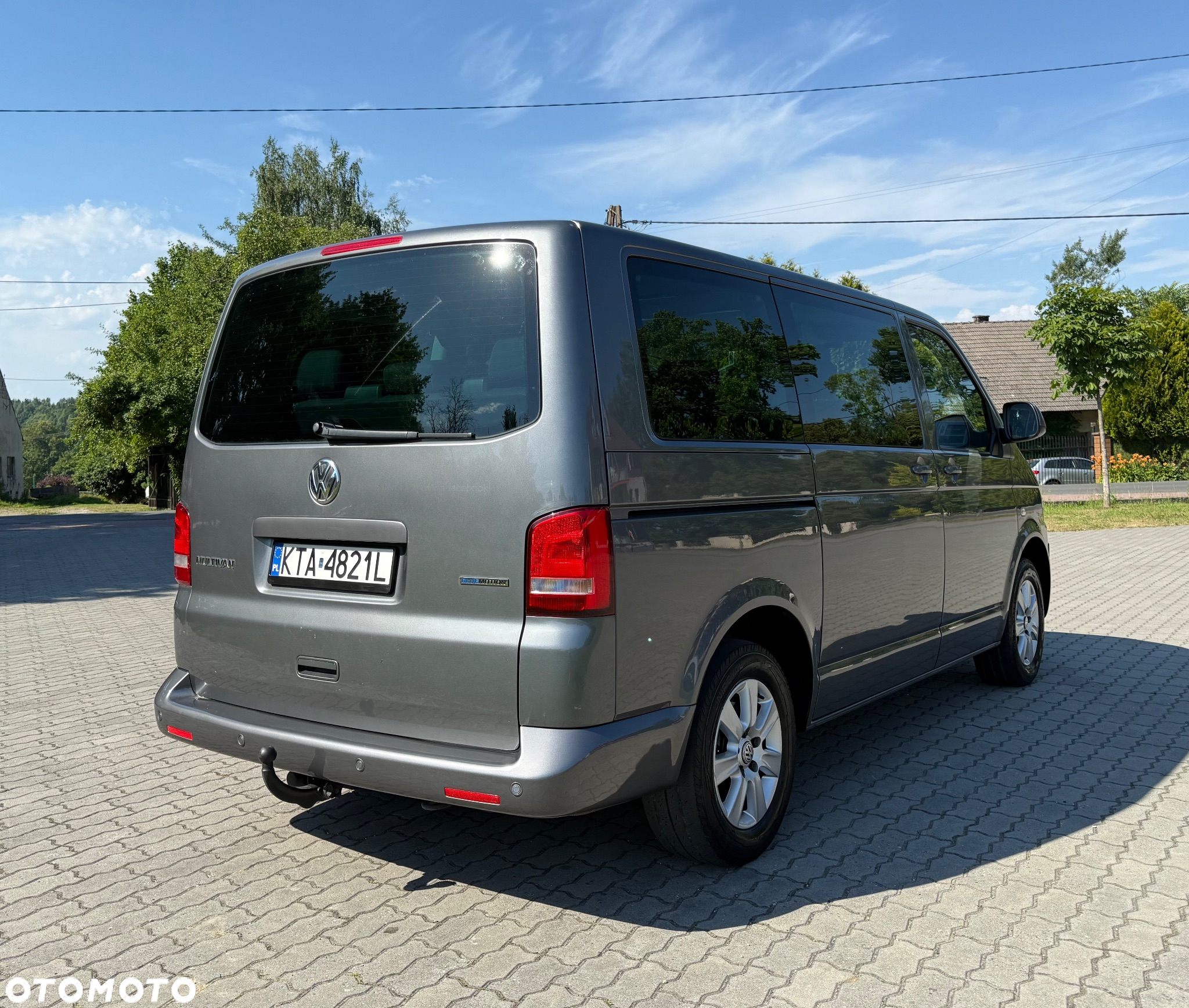 Volkswagen Multivan TDI L1 BlueMotion - 10