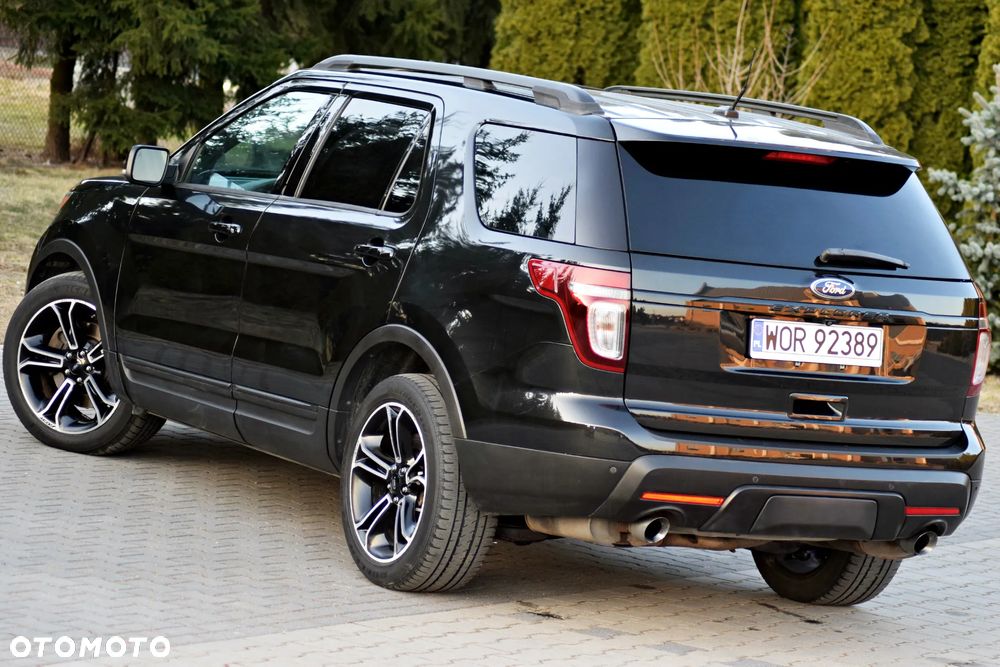 Ford Explorer - 21