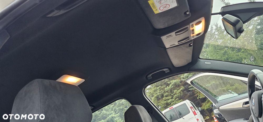 BMW X1 sDrive20d - 19