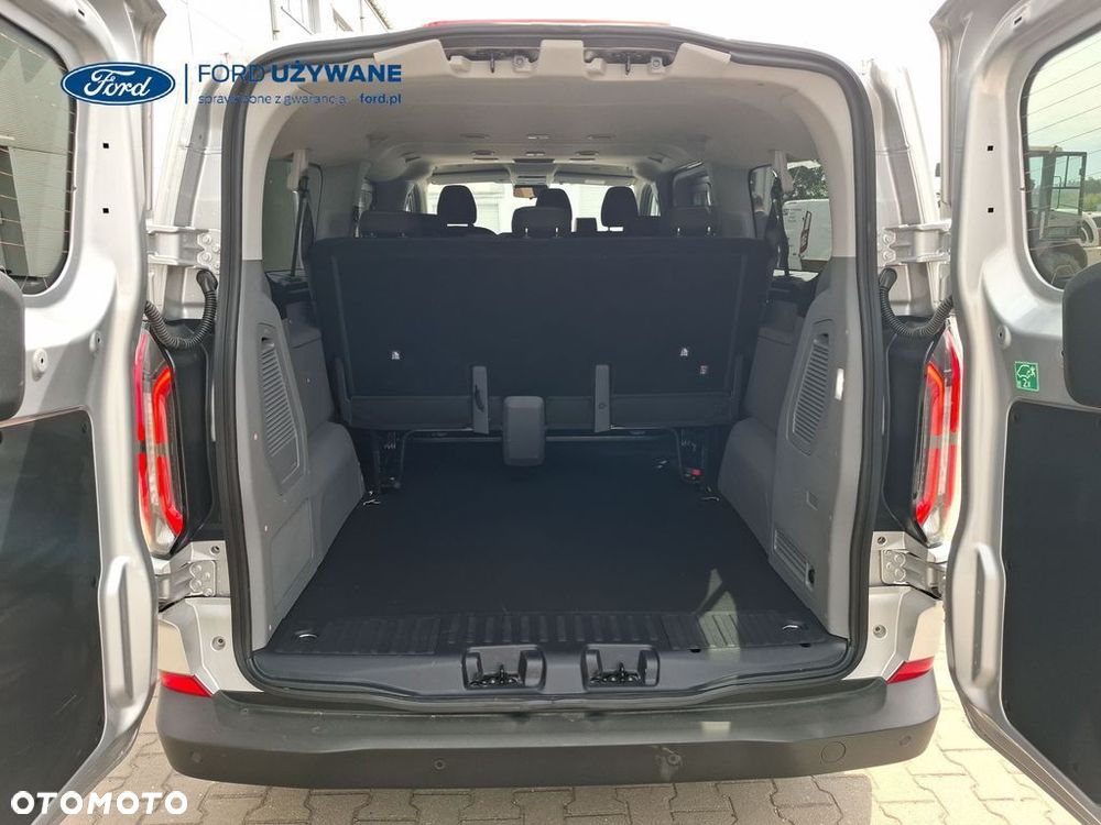 Ford Tourneo-custom - 9