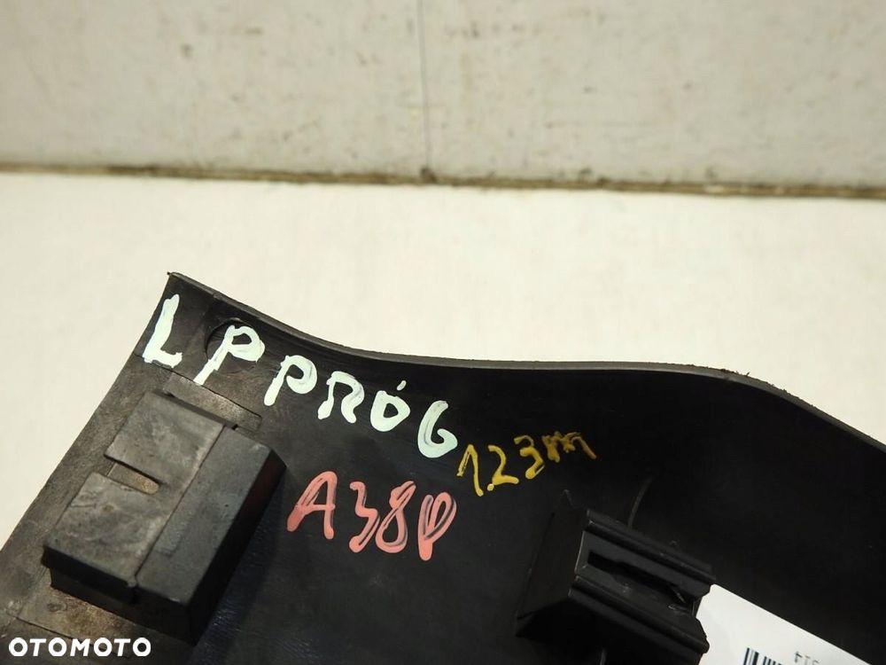 LISTWA NAKŁADKA PROGU LEWY PRZÓD AUDI A3 8P 8P4853905 - 2