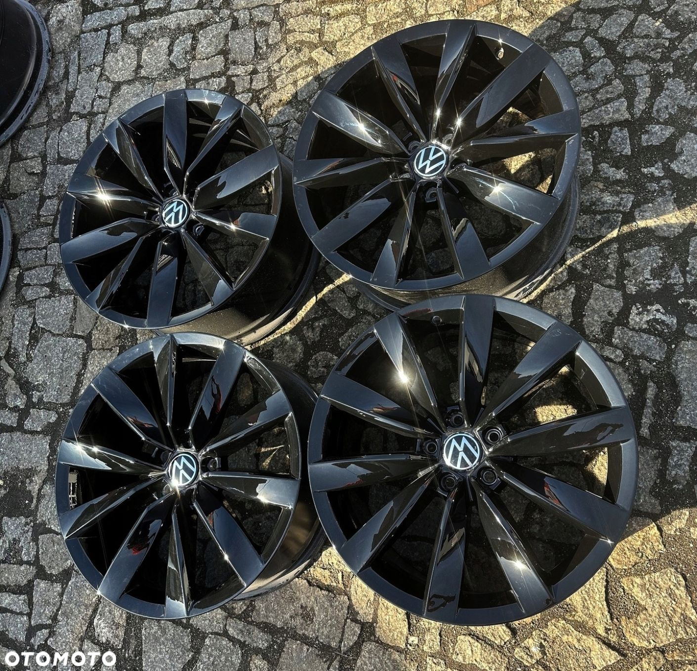 FELGI VW ARTEON 3G8 5X112 19 8J ET 40 PASSAT T-ROC - 5