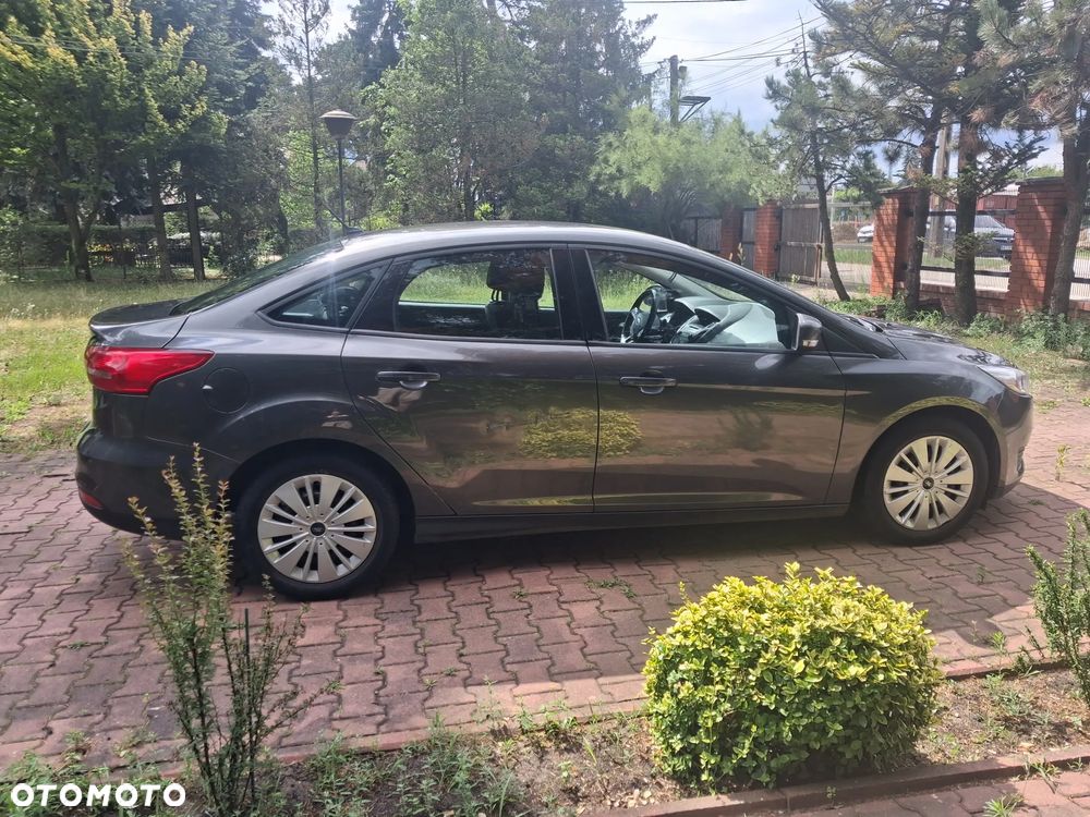 Ford Focus 1.6 Trend - 2