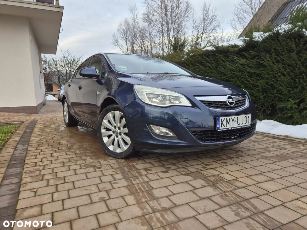 Opel Astra - 2