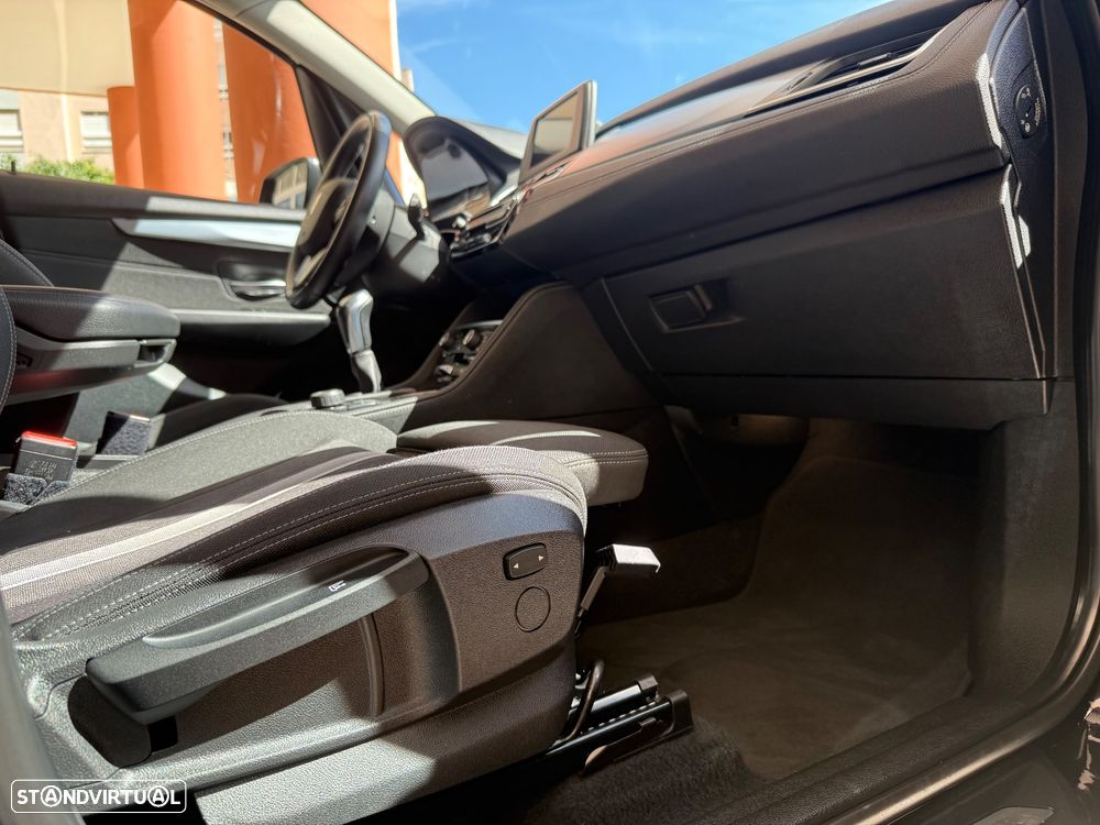 BMW 216 Active Tourer d Line Sport - 41