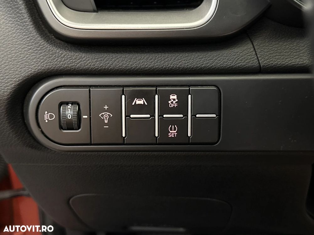 Kia XCeed - 16