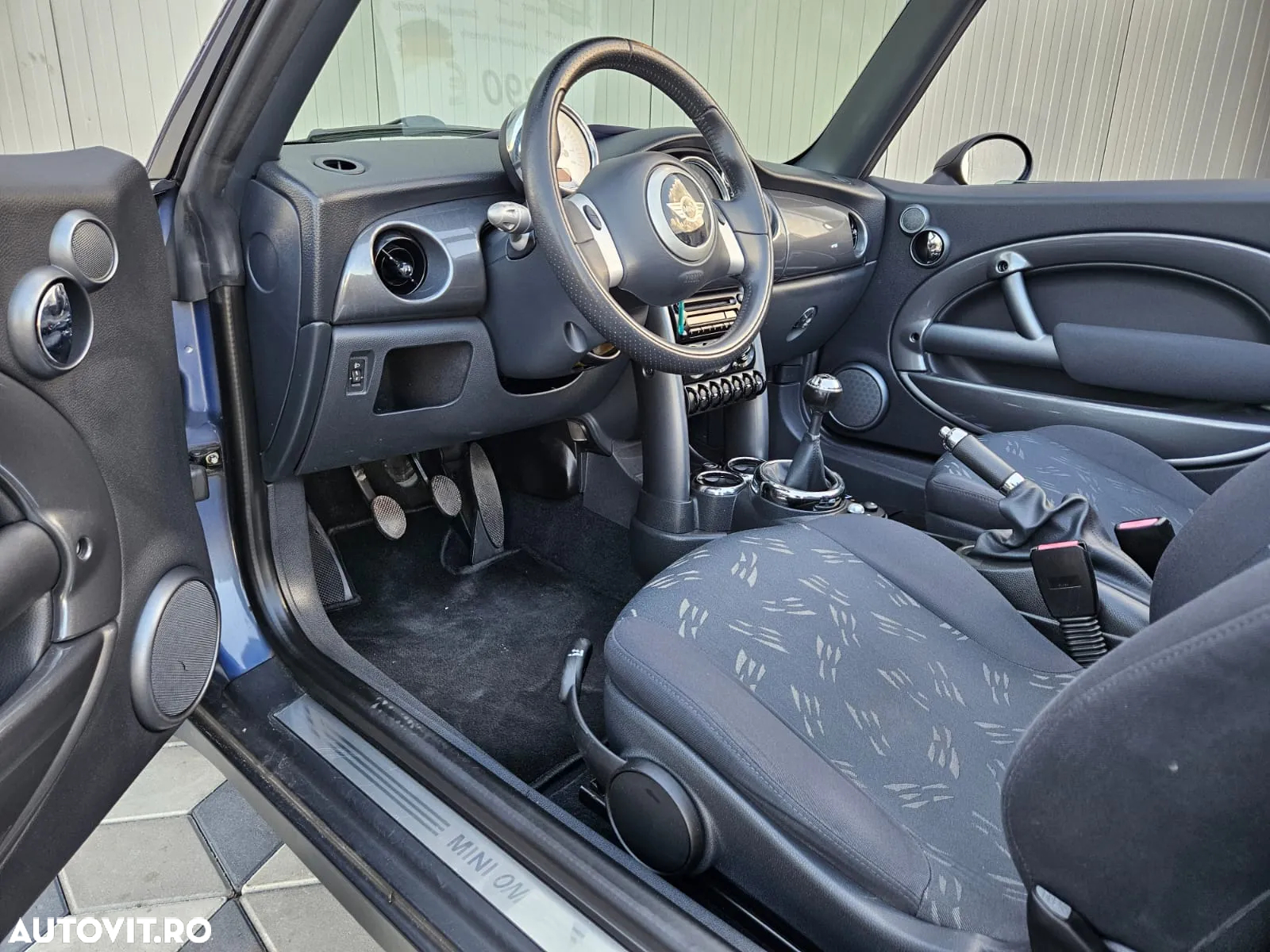 Mini ONE Cabrio Sidewalk - 28