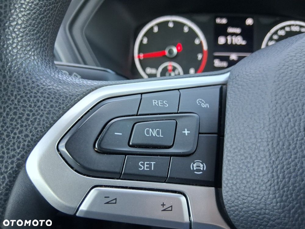 Volkswagen T-Cross - 15