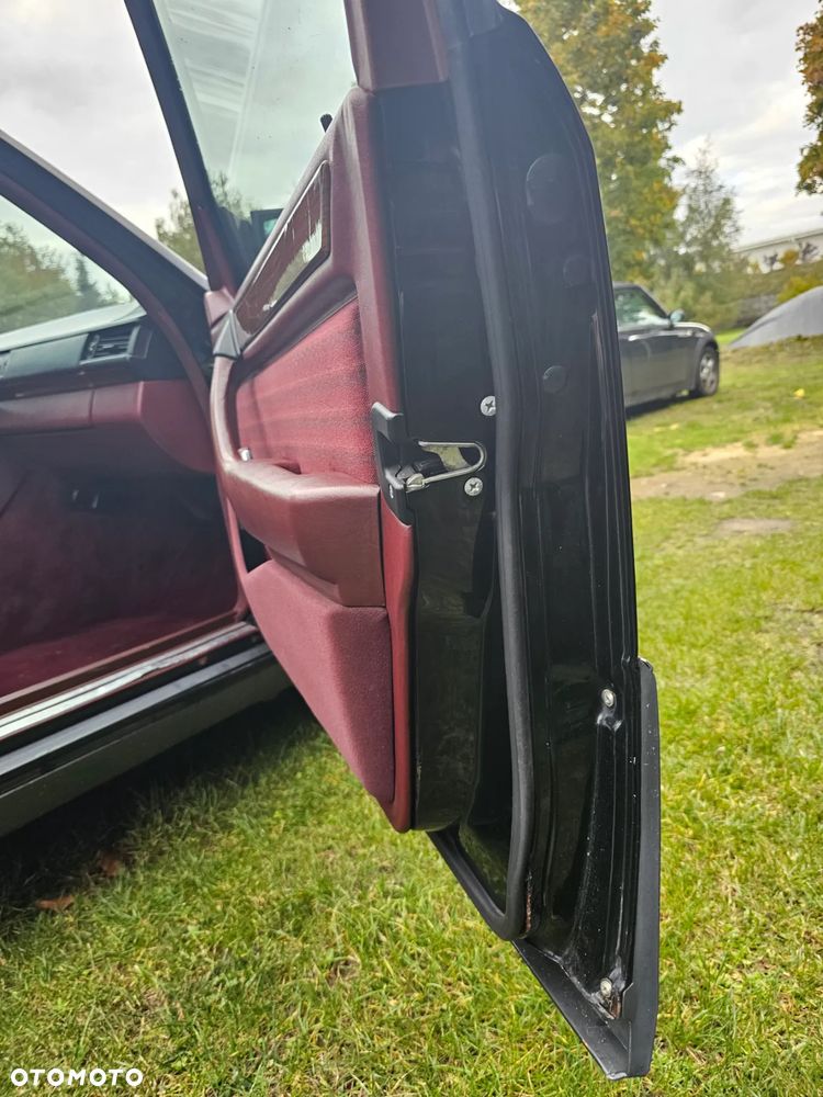 Mercedes-Benz W124 (1984-1993) - 16