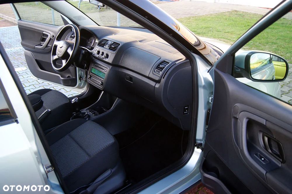 Skoda Fabia 1.2 TSI Scout - 25