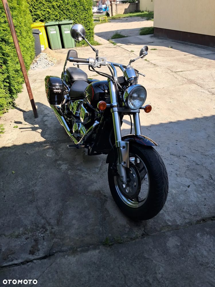Suzuki Marauder - 1
