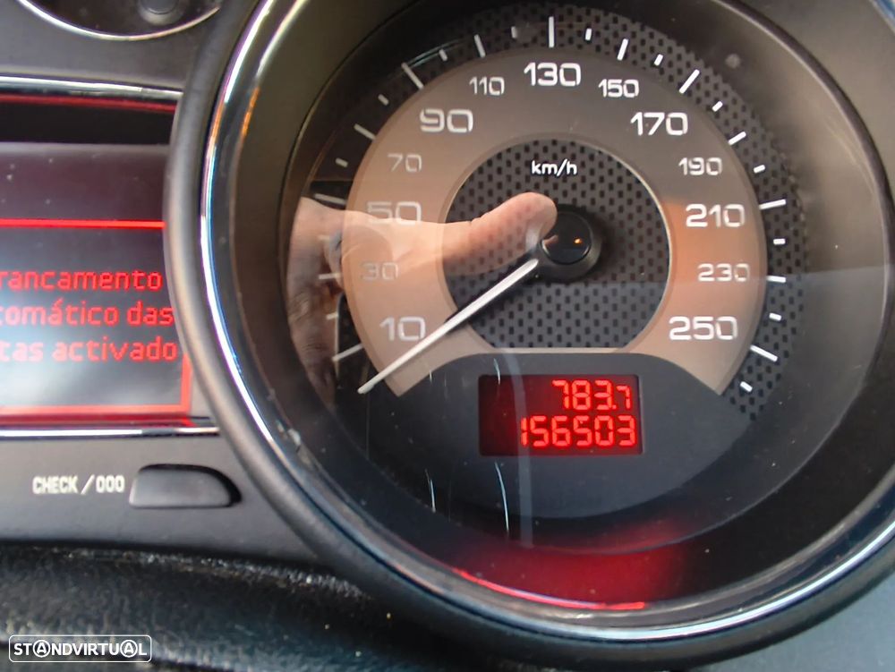 Peugeot RCZ 1.6 200 THP - 15